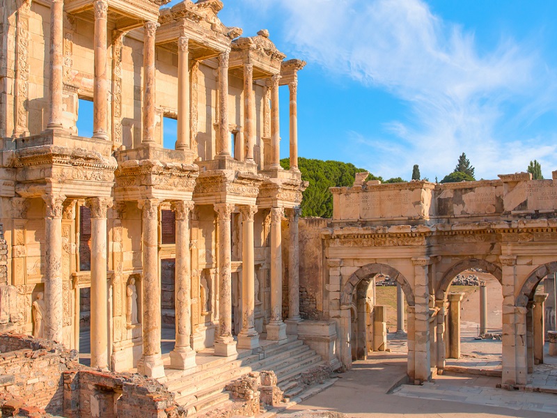 KONAKLAMALI ŞİRİNCE-EFES-İZMİR-BERGAMA-ALLİANOİ TURU